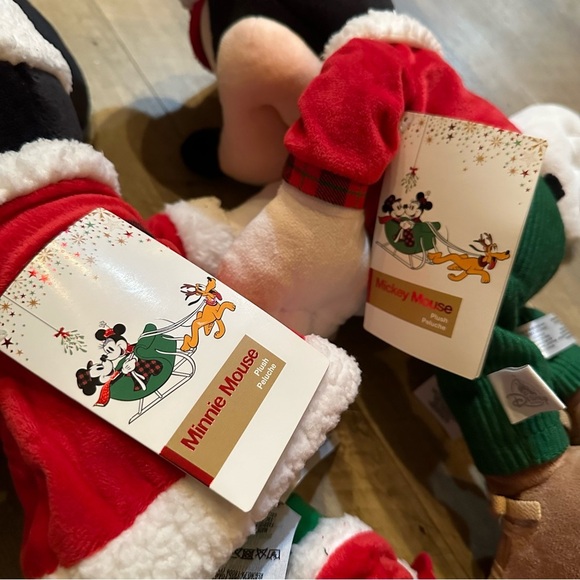 Disney Store Exclusive Original Mickey & Minnie Mouse 2017 Holiday Plush Set - Picture 5 of 7